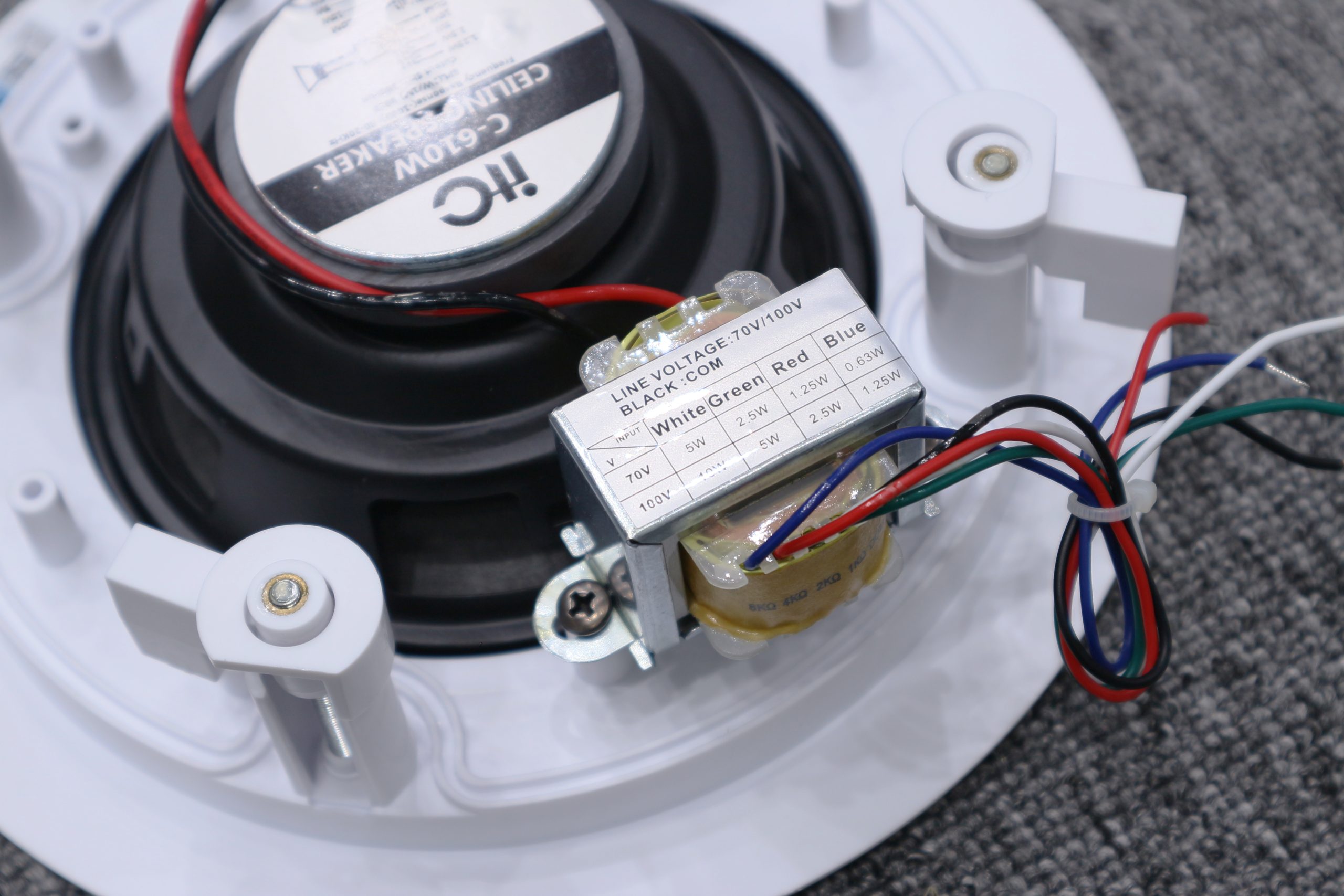 ITC C-610W được trang bị đa dạng mức công suất, giúp người dùng có thể dễ dàng lựa chọn mức công suất phù hợp