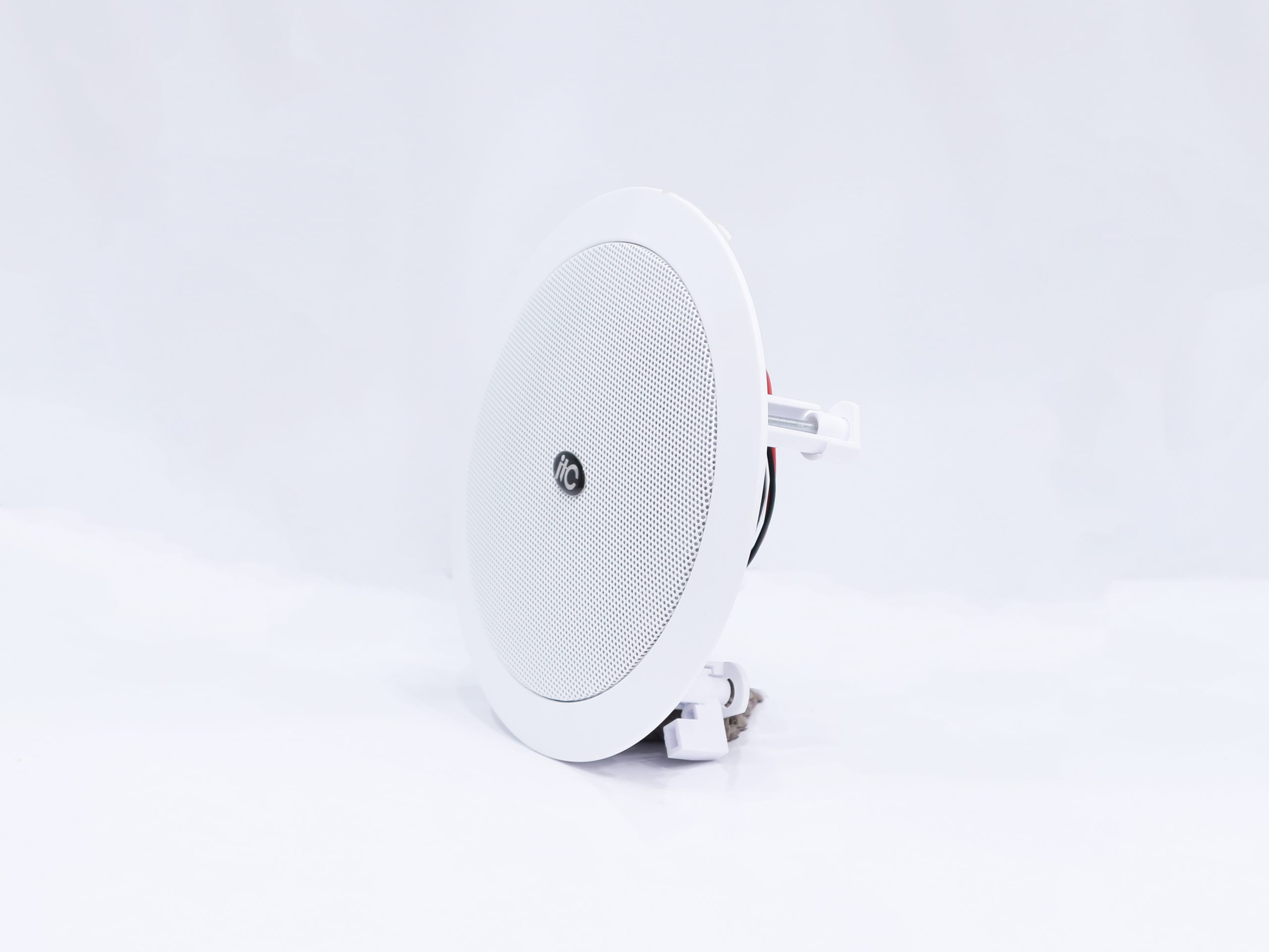 ITC C 610W với thiết kế hiện đại, sang trọng, thích hợp mọi không gian