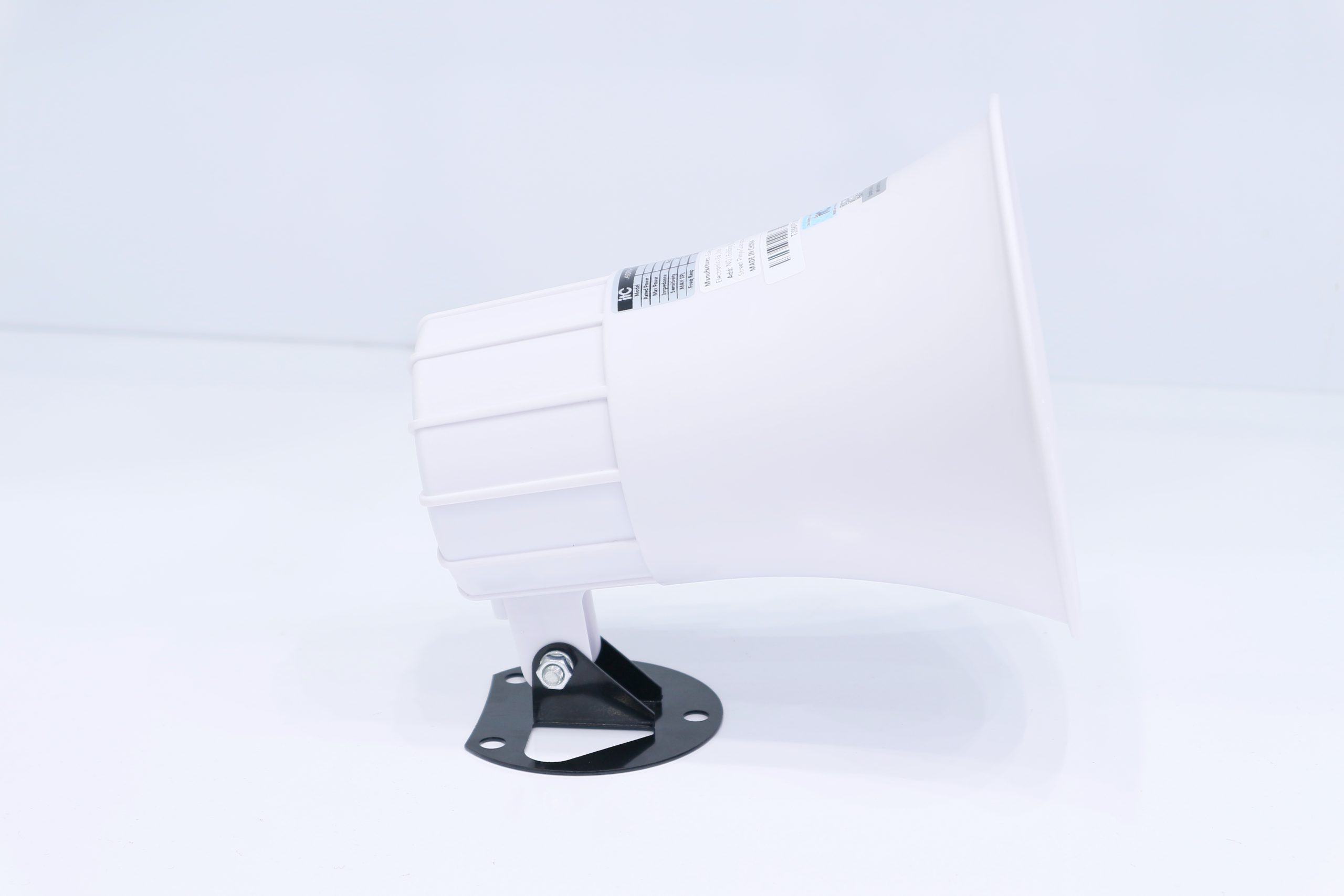 ITC KS-710 có thiết kế sang trọng, hiện đại với vỏ ngoài làm bằng hợp kim chống cháy