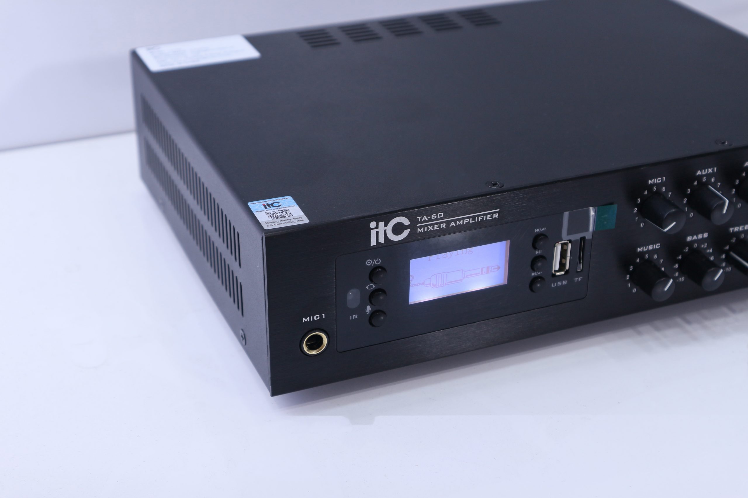 ITC TA 60 được trang bị thêm cổng đầu vào USB, thẻ TF và FM